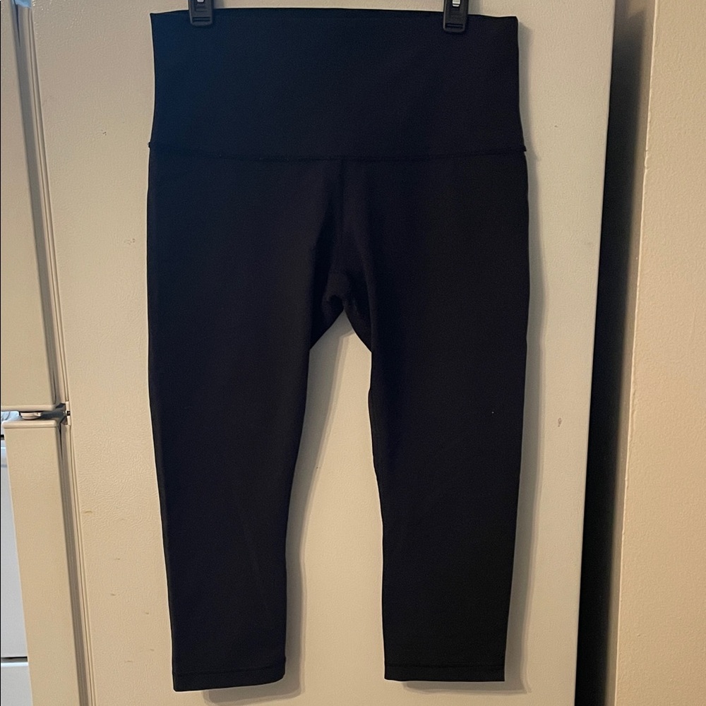 lululemon athletica Black Capri Leggings